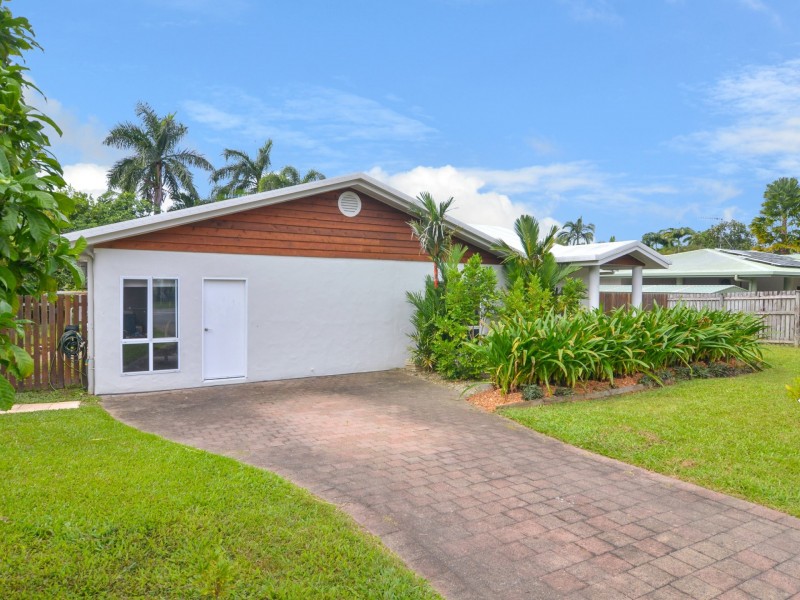 7 Endeavour Street, Port Douglas QLD 4877