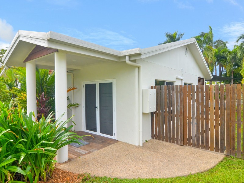 7 Endeavour Street, Port Douglas QLD 4877