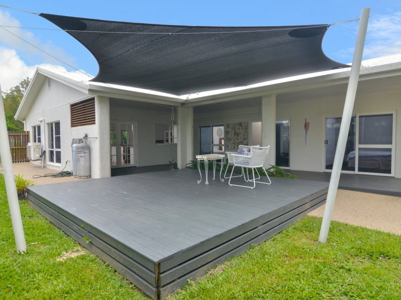 7 Endeavour Street, Port Douglas QLD 4877