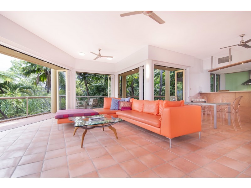 2/48 The Hill Apartments, Port Douglas QLD 4877