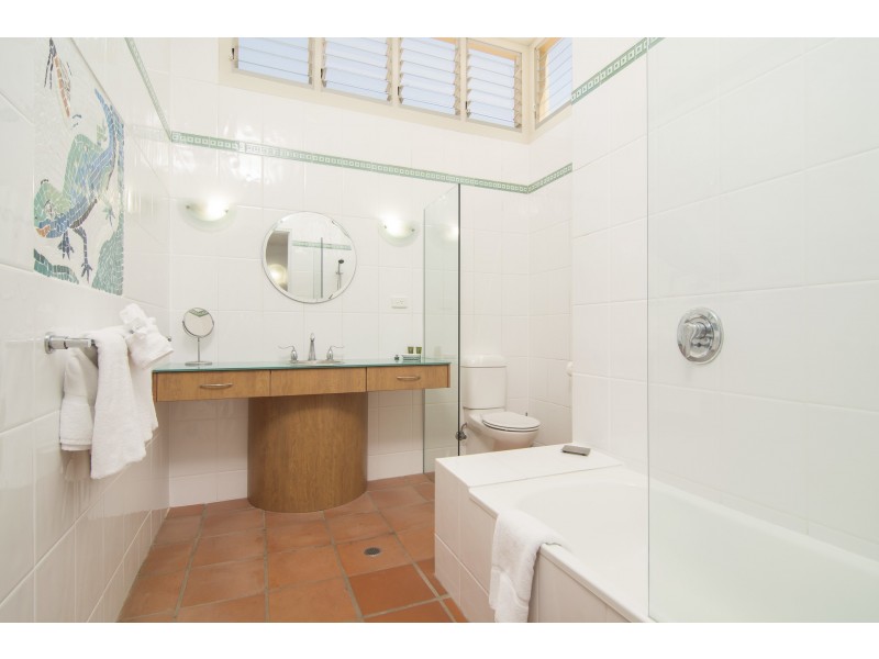 2/48 The Hill Apartments, Port Douglas QLD 4877