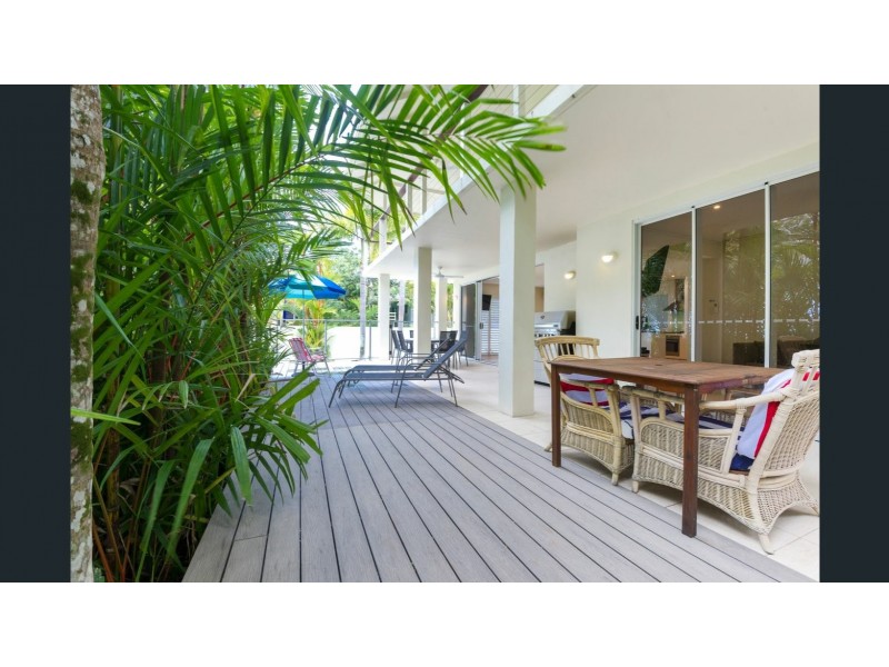 12 Helmet Street, Port Douglas QLD 4877