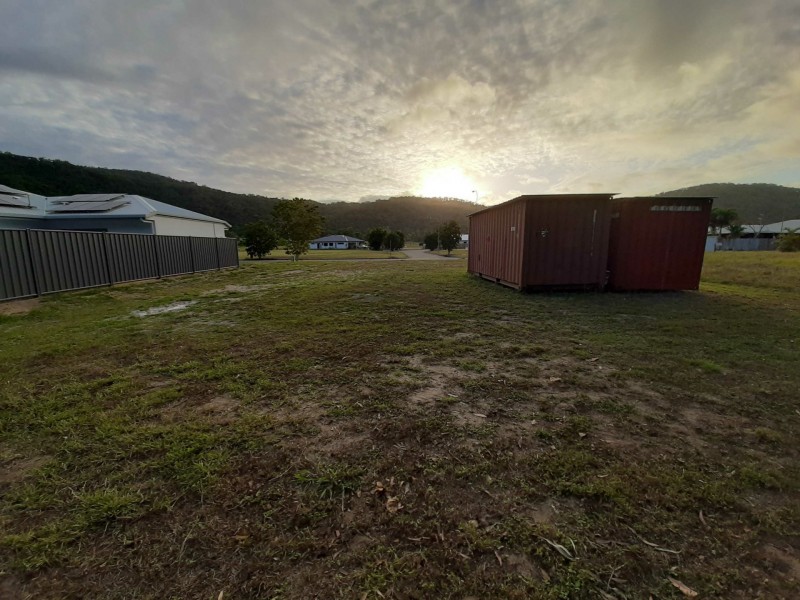 42 Ives Avenue, Wonga Beach QLD 4873