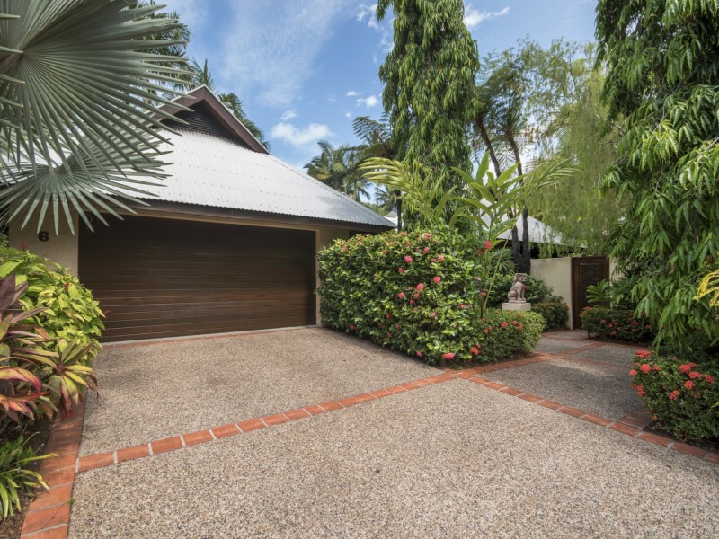 6 Solander Boulevard, Port Douglas QLD 4877
