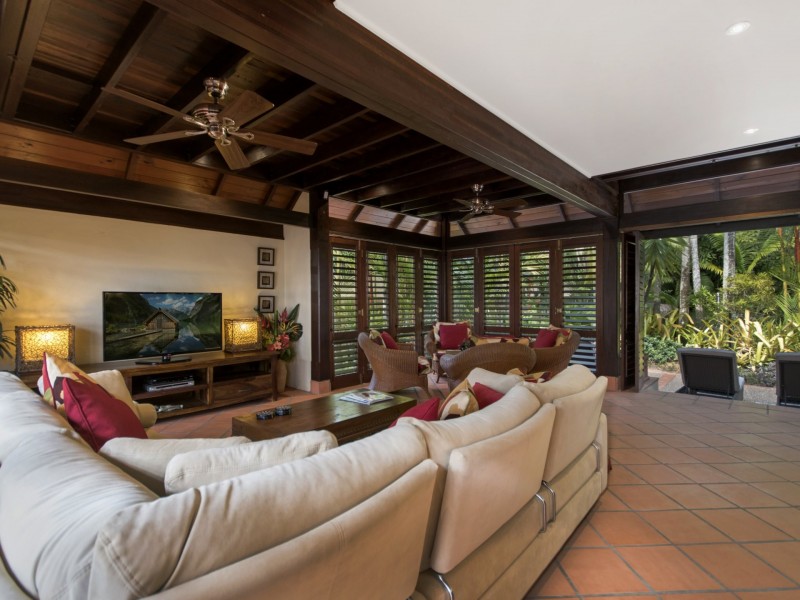 6 Solander Boulevard, Port Douglas QLD 4877