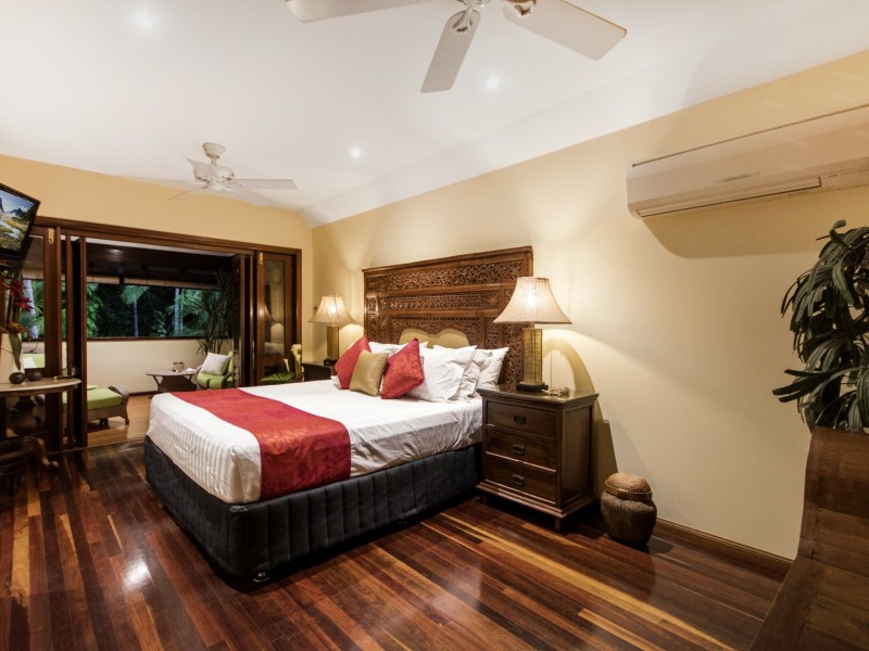 6 Solander Boulevard, Port Douglas QLD 4877