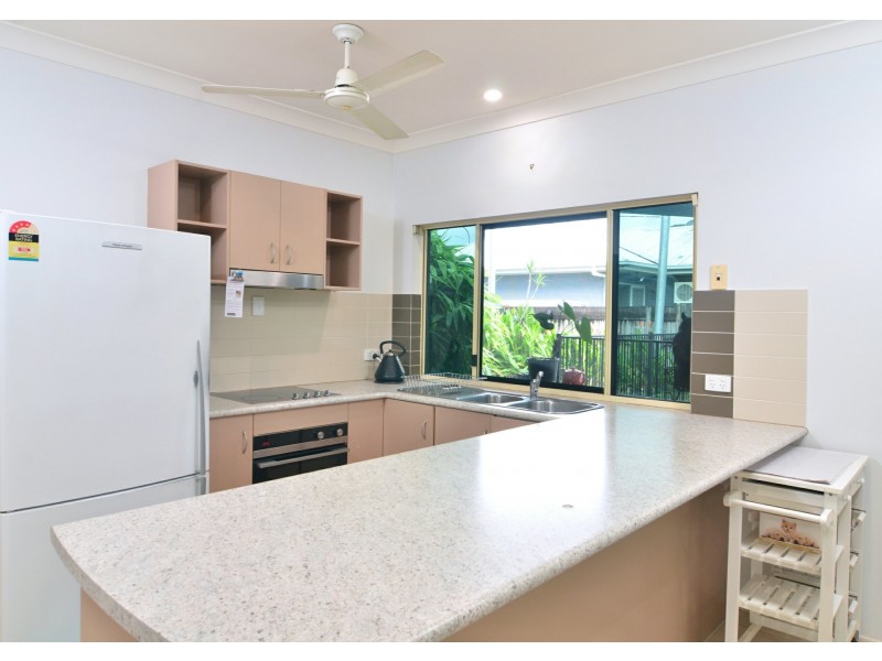 4 Riflebird Crescent, Mossman QLD 4873