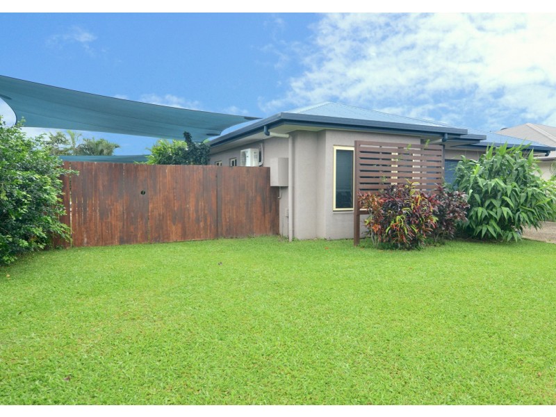 4 Riflebird Crescent, Mossman QLD 4873