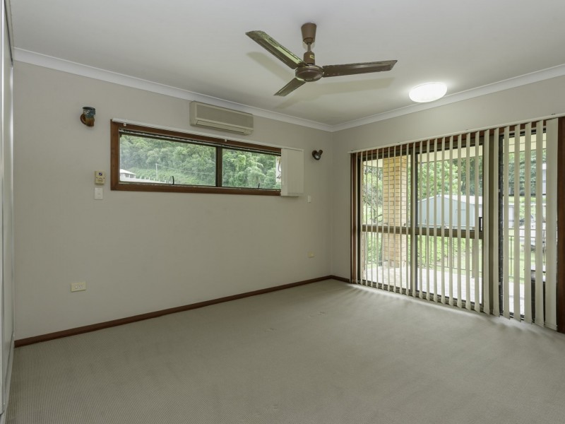 6 Rocky Point School Road, Rocky Point QLD 4873