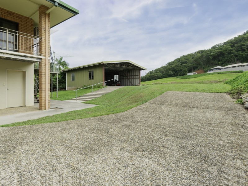 6 Rocky Point School Road, Rocky Point QLD 4873