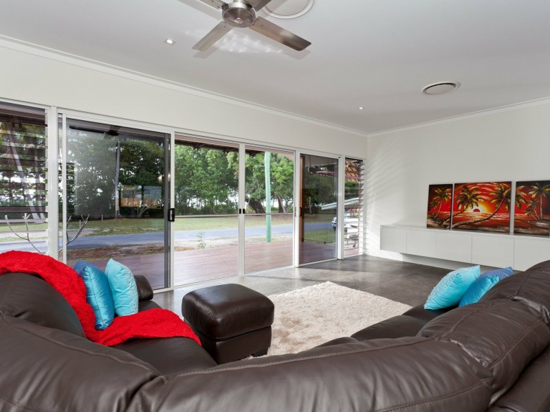 98 Marine Parade, Newell QLD 4873