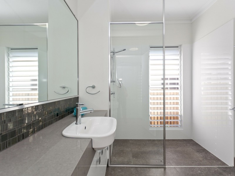 98 Marine Parade, Newell QLD 4873