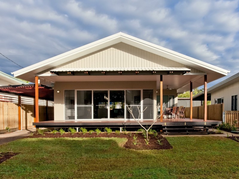 98 Marine Parade, Newell QLD 4873