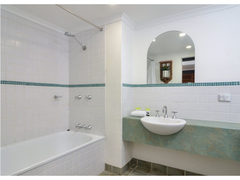 10 Reef Club/64 Davidson Street, Port Douglas QLD 4877