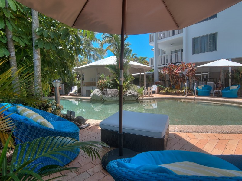 6 PD QUEENSLANDER/8-10 Mudlo St, Port Douglas QLD 4877