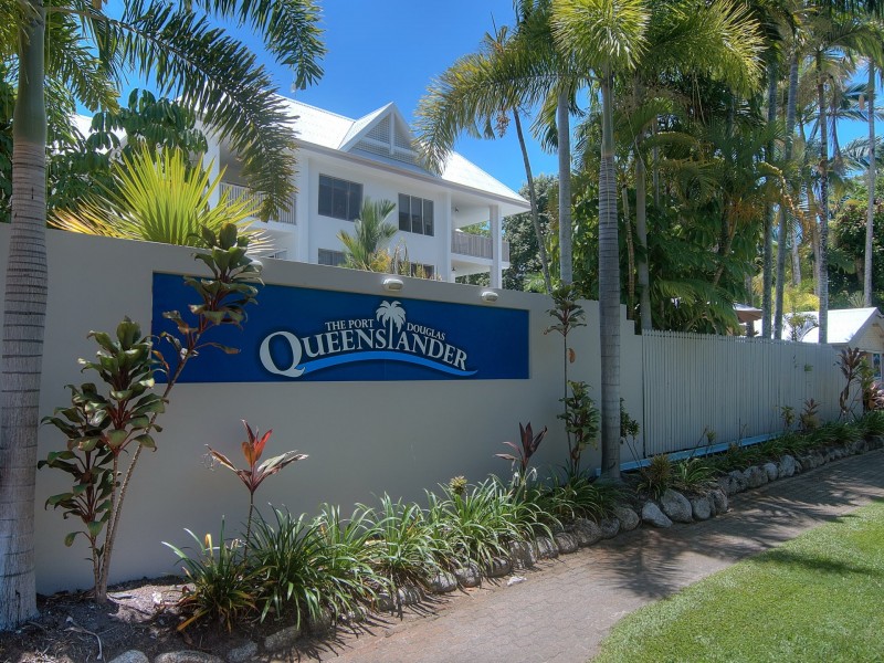 6 PD QUEENSLANDER/8-10 Mudlo St, Port Douglas QLD 4877