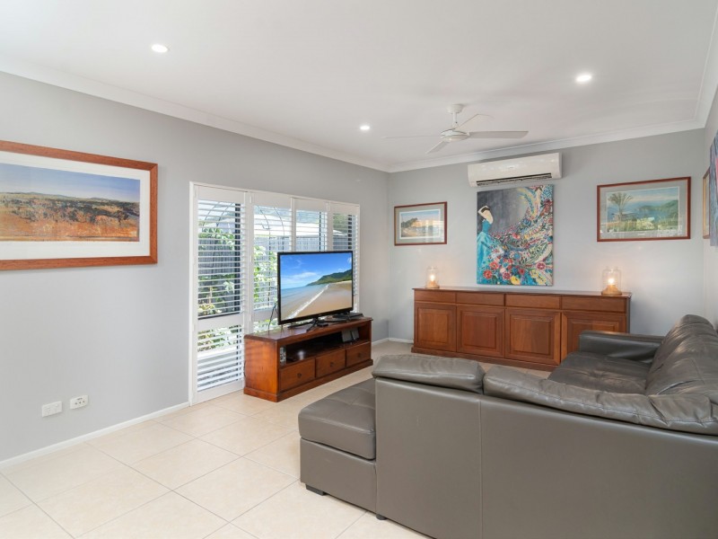 8 Shearwater Street, Port Douglas QLD 4877