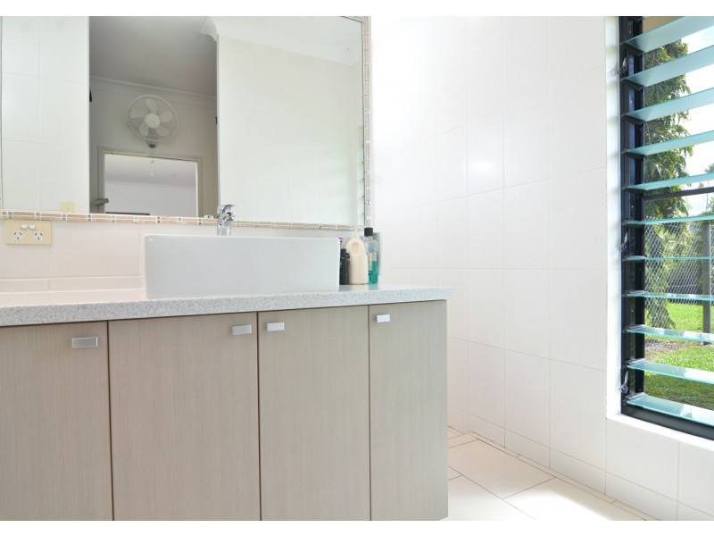 6512 Captain Cook Highway, Killaloe QLD 4877