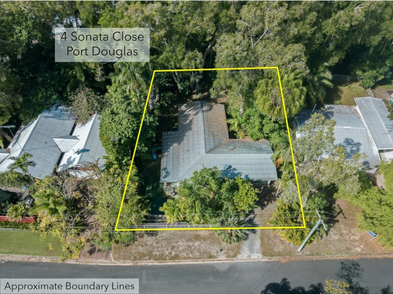 4 Sonata Close, Port Douglas QLD 4877