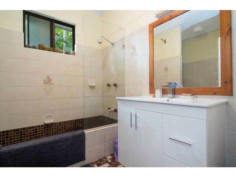 4 Sonata Close, Port Douglas QLD 4877