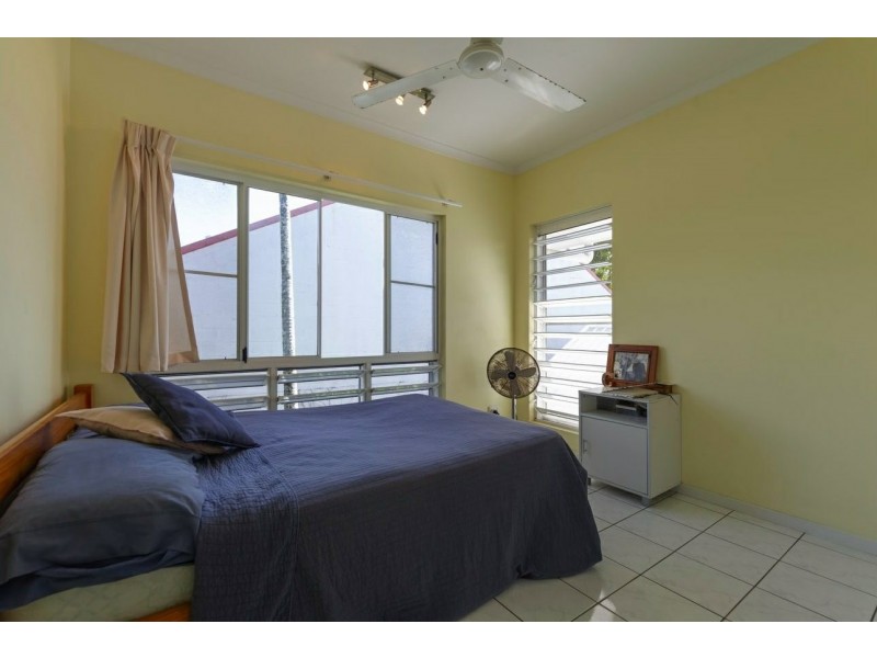 4 Sailz/1-3 Pecten Avenue, Port Douglas QLD 4877
