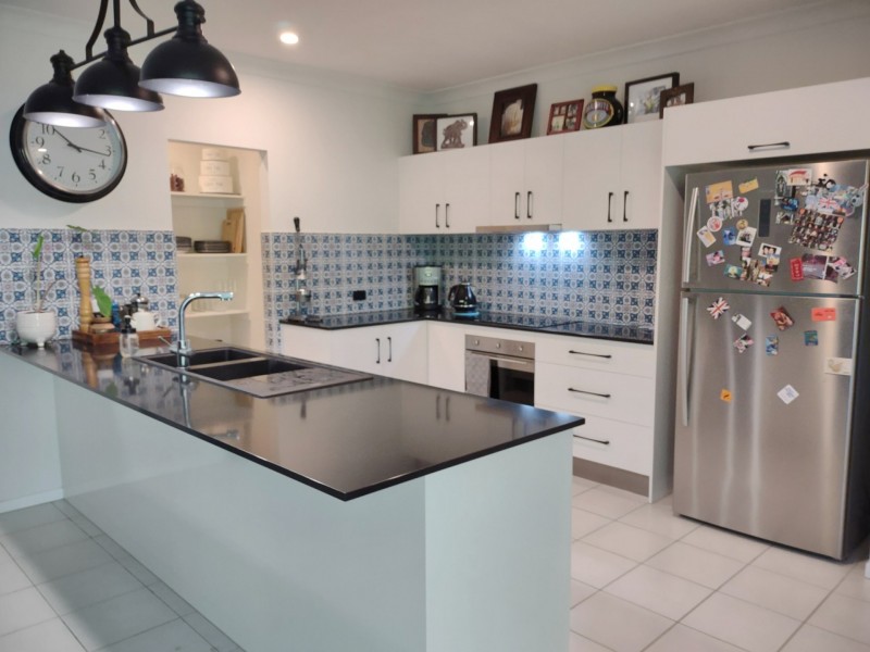 12 Corella Street, Port Douglas QLD 4877