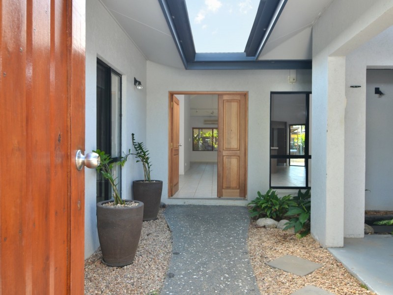 13 Birdwing Street, Port Douglas QLD 4877