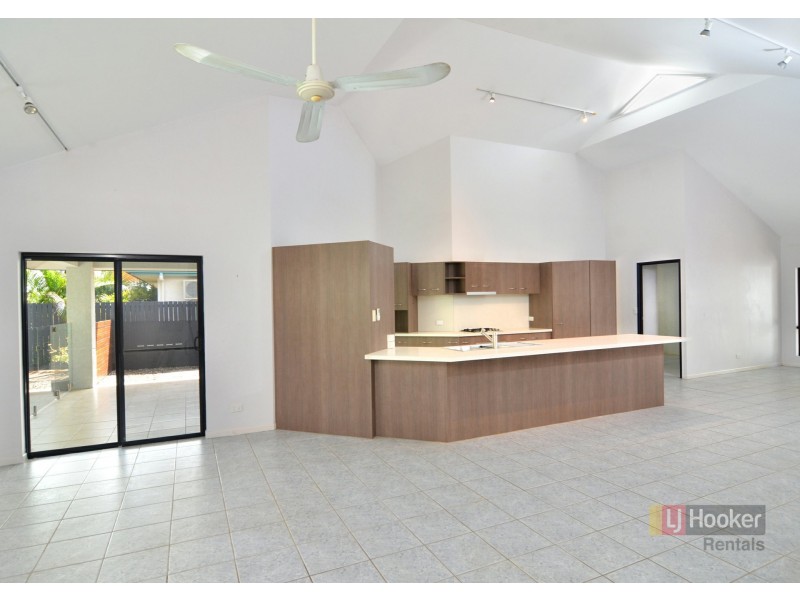 13 Birdwing Street, Port Douglas QLD 4877