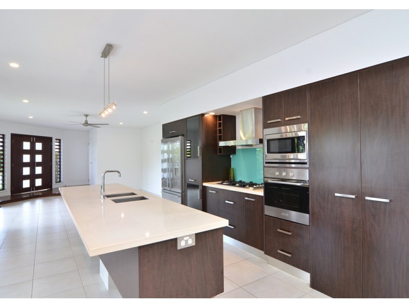 1 Daintree Horizon Drive, Mossman QLD 4873