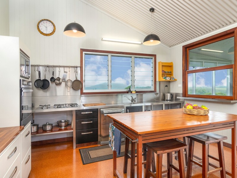 128 Pinnacle Road, Julatten QLD 4871