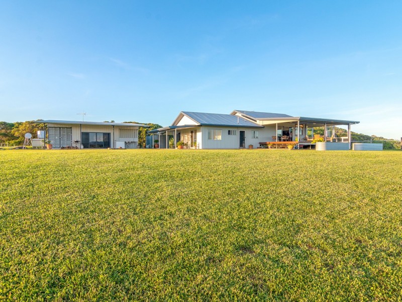 128 Pinnacle Road, Julatten QLD 4871