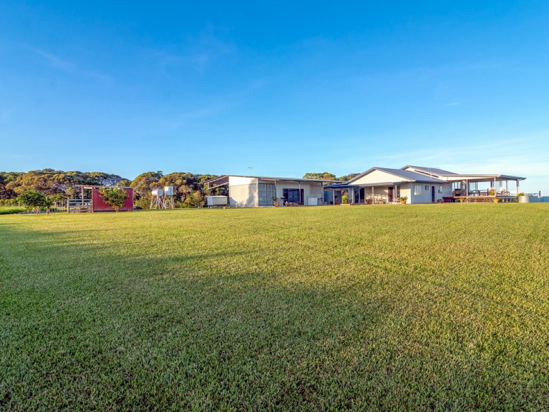 128 Pinnacle Road, Julatten QLD 4871