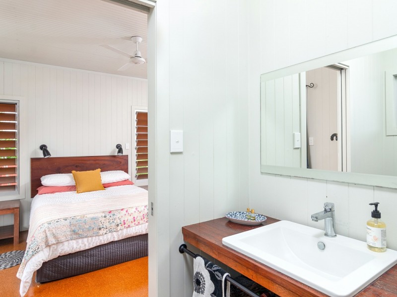 128 Pinnacle Road, Julatten QLD 4871