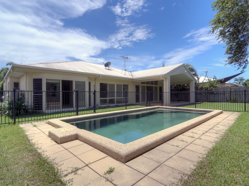 45 Brolga Street, Port Douglas QLD 4877