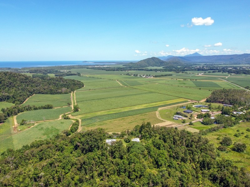 168-170 Syndicate Road, Miallo QLD 4873
