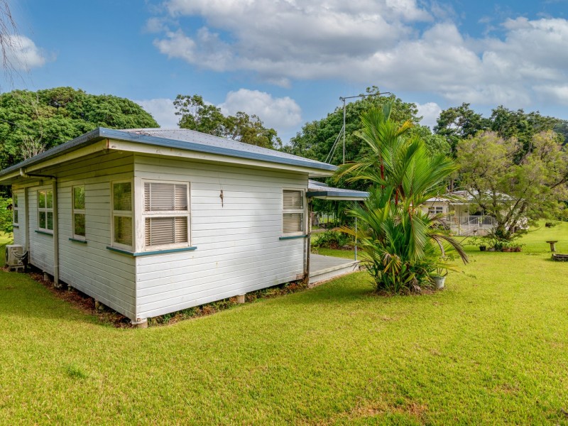 168-170 Syndicate Road, Miallo QLD 4873