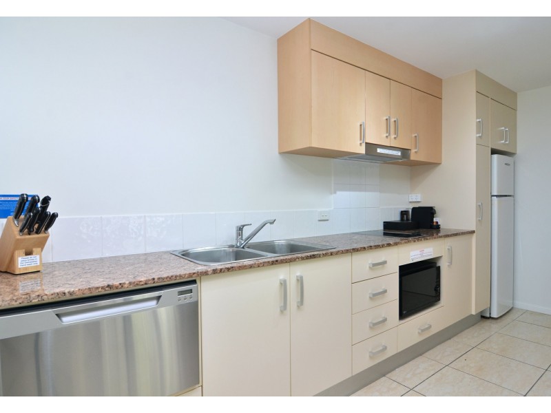 2 Mantra Aqueous/3-5 Davidson Street, Port Douglas QLD 4877