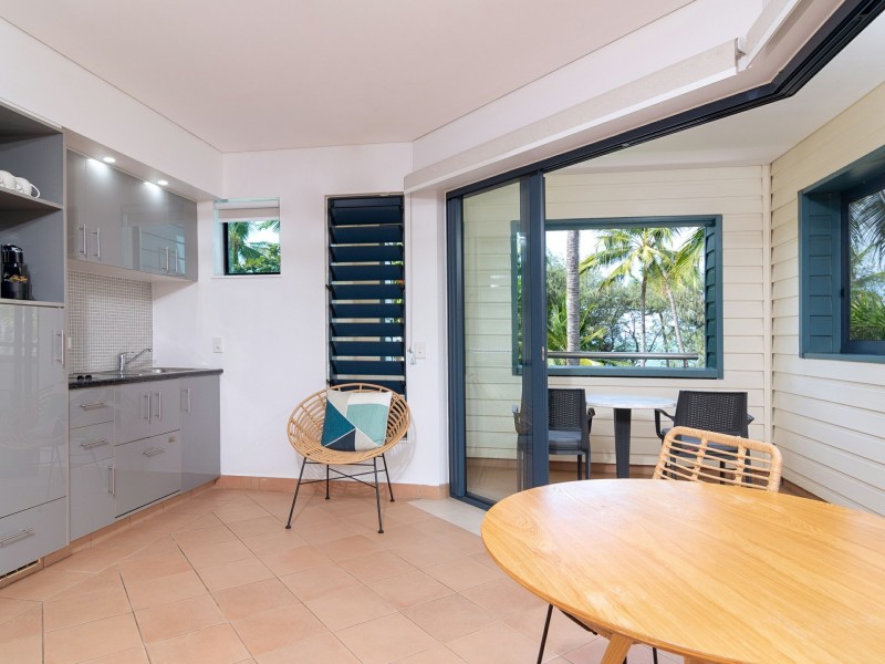 33 Peninsula/9-13 Esplanade, Port Douglas QLD 4877