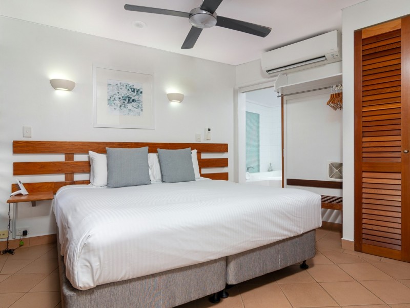 33 Peninsula/9-13 Esplanade, Port Douglas QLD 4877