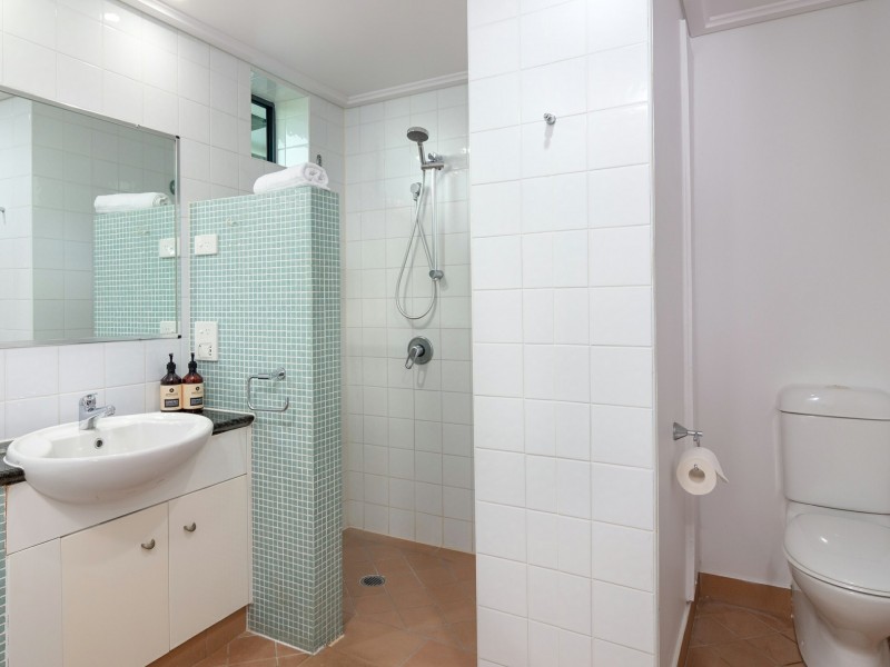 33 Peninsula/9-13 Esplanade, Port Douglas QLD 4877