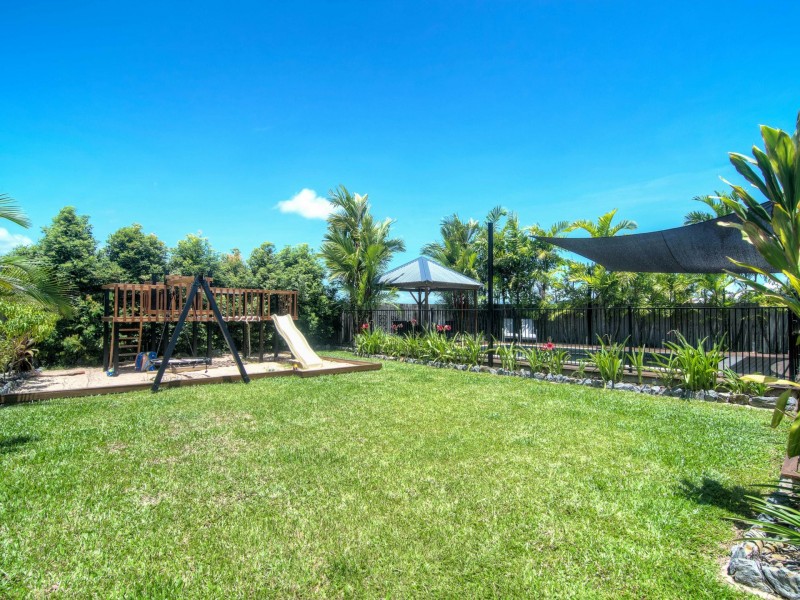 1 Julaji Close, Cooya Beach QLD 4873