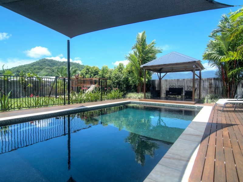 1 Julaji Close, Cooya Beach QLD 4873