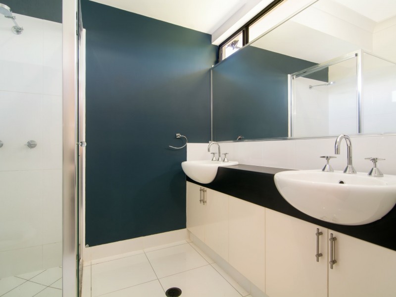 1 Julaji Close, Cooya Beach QLD 4873