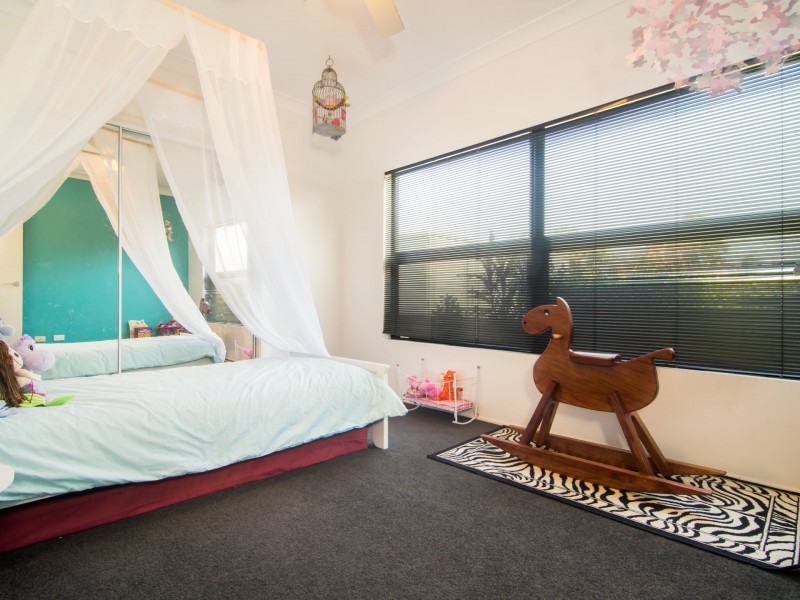 1 Julaji Close, Cooya Beach QLD 4873
