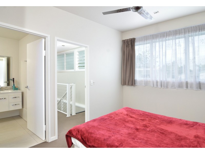 2 Oasis/4-8 Morning Close, Port Douglas QLD 4877