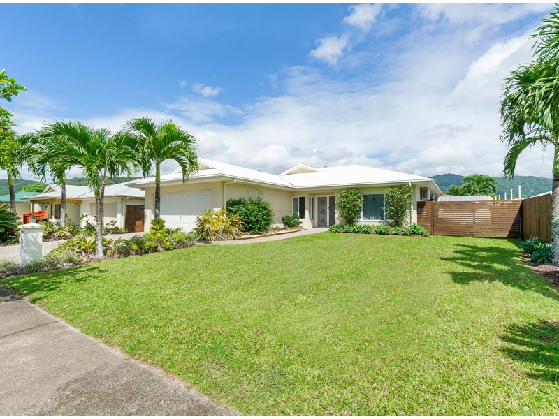 21 Riflebird Crescent, Mossman QLD 4873