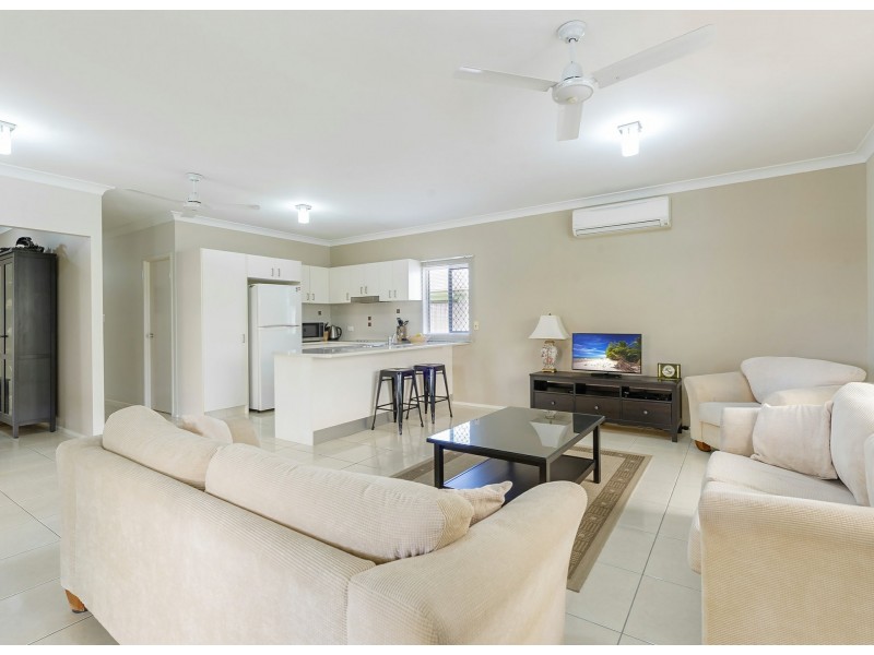 21 Riflebird Crescent, Mossman QLD 4873