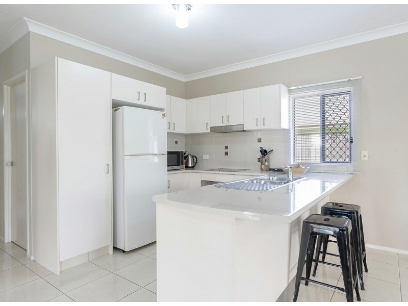 21 Riflebird Crescent, Mossman QLD 4873