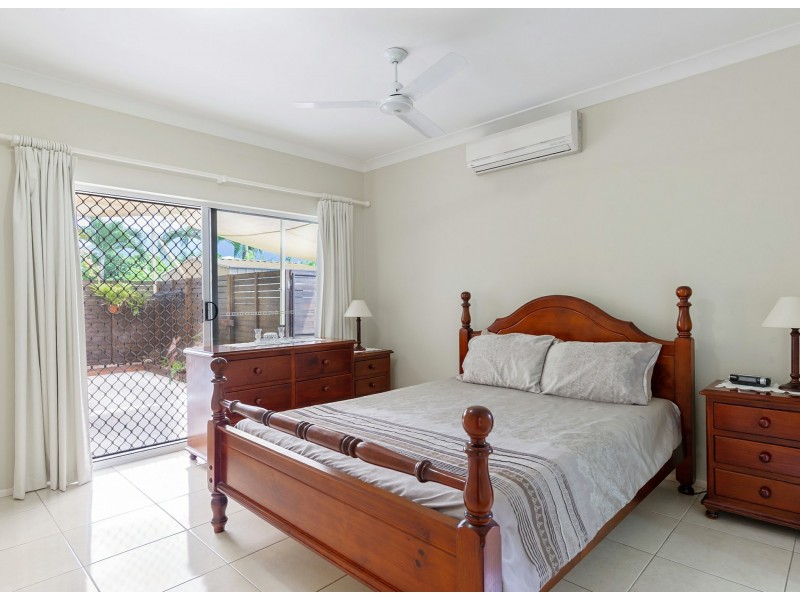 21 Riflebird Crescent, Mossman QLD 4873