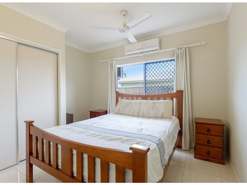 21 Riflebird Crescent, Mossman QLD 4873